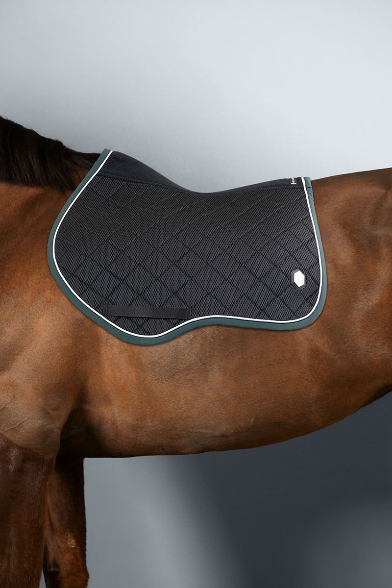 Dynamix Tapis de selle Mesh velours 3D - Harcour