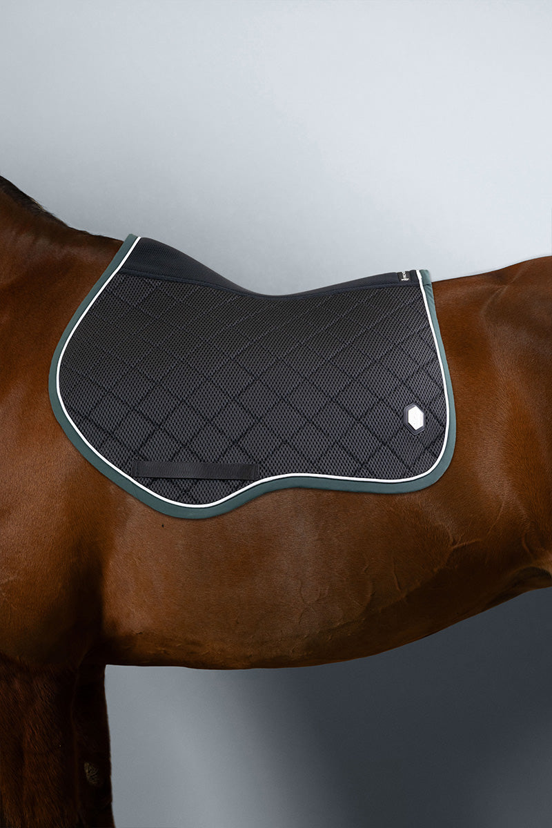 Dynamix Tapis de selle Mesh velours 3D - Harcour